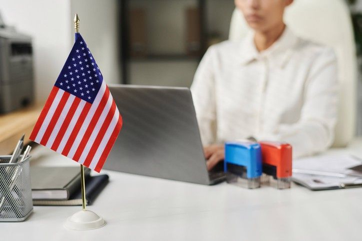 Hire an Immigration Attorney in Illinois